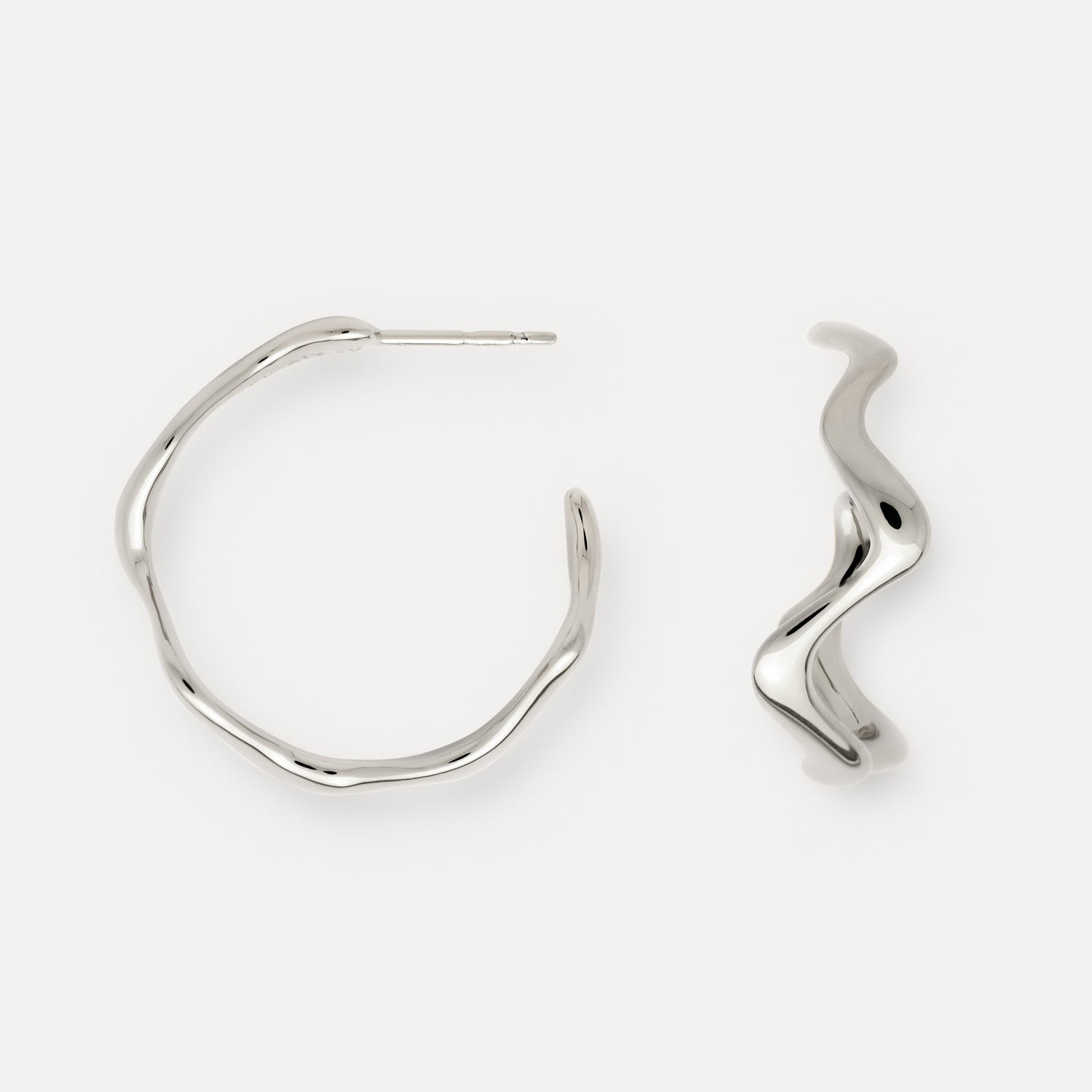 Poise Wave Hoop Earrings Large, recycled Sterling Silver - VEYIA Berlin