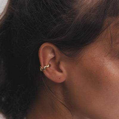 Poise Wave Ear Cuff in 18k Gold Vermeil