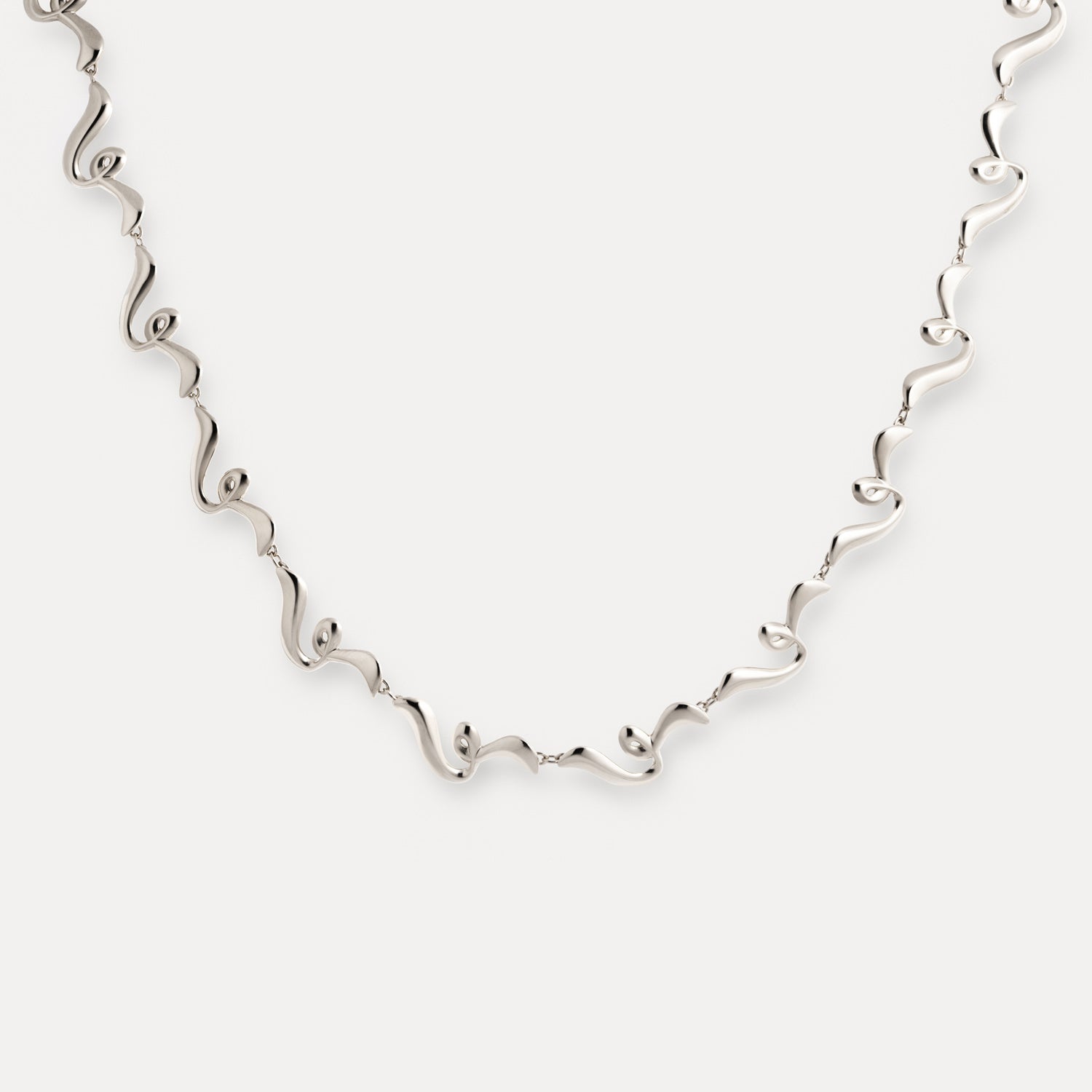 Poise Twirl Choker Necklace, recycled Sterling Silver - VEYIA Berlin